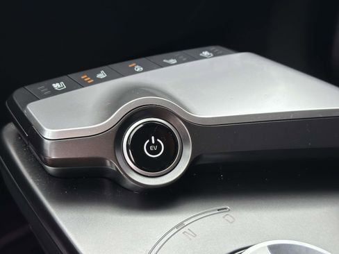 Used 2022 Kia EV6 Wind image 17