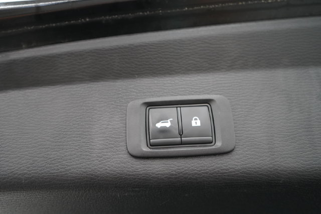 Used 2023 Mitsubishi Outlander SE AWD/4WD image 35