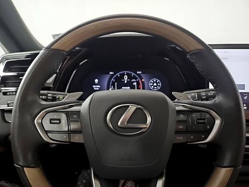 Used 2025 Lexus RX 350 Premium FWD image 19