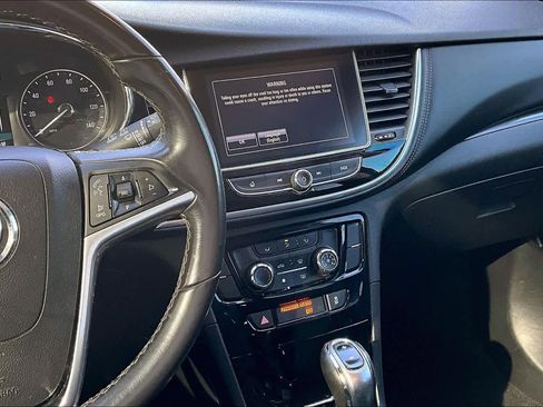 Used 2018 Buick Encore Preferred image 6