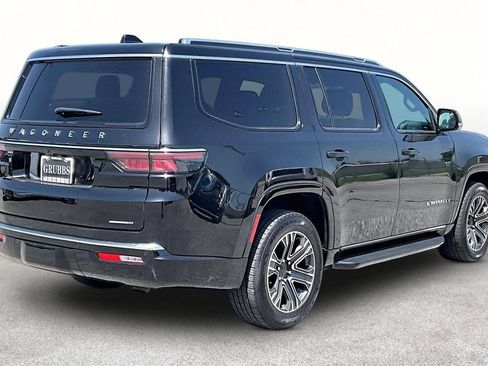Used 2024 Jeep Wagoneer Series II AWD/4WD image 2