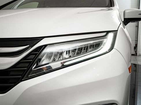 Used 2018 Honda Odyssey Elite image 15