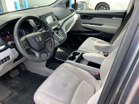 Used 2019 Honda Odyssey LX image 9