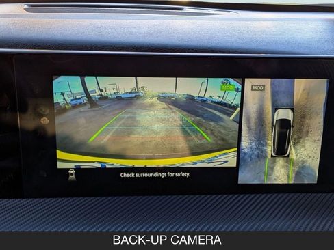Used 2025 Nissan Kicks SR FWD image 18