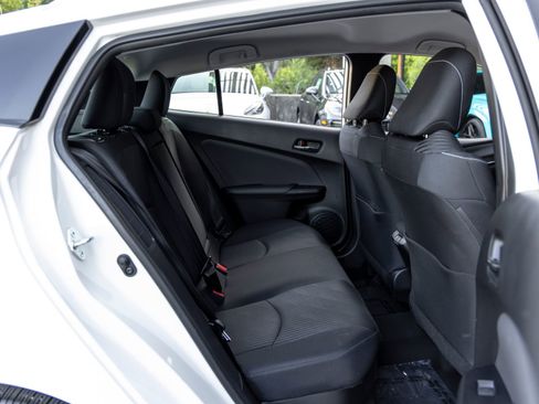 Used 2021 Toyota Prius Prime LE FWD image 49