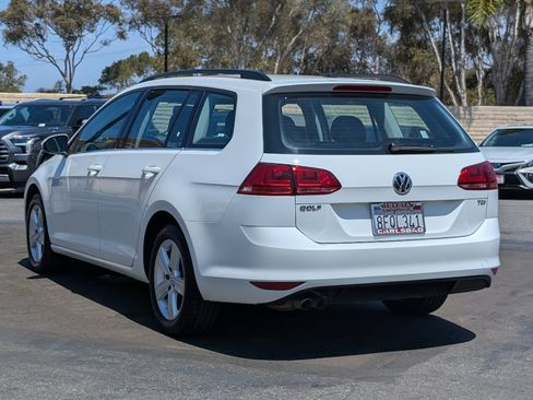 Used 2015 Volkswagen Golf TDI S FWD image 12