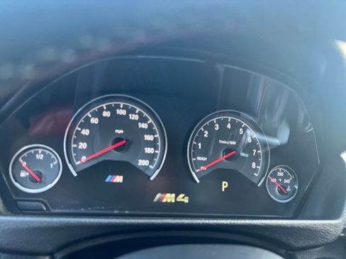 Used 2015 BMW M4 Coupe RWD image 11