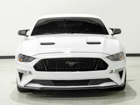 Used 2020 Ford Mustang GT Premium image 3