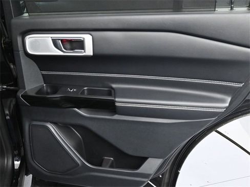 Used 2021 Ford Explorer ST w/ Equipment Group 401A image 26