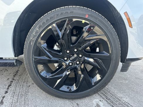 New 2026 Lincoln Navigator L Black Label AWD/4WD image 9