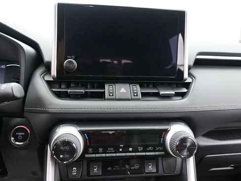 Used 2023 Toyota RAV4 XLE Premium image 24