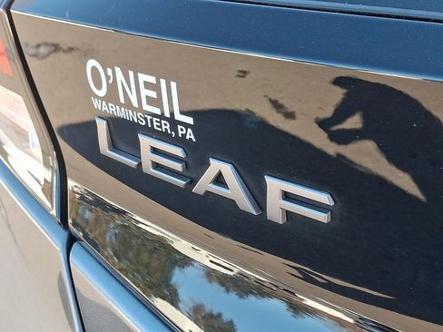 Certified 2023 Nissan Leaf S image 29