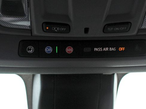 Used 2022 Chevrolet Silverado 2500 LT w/ Convenience Package image 33
