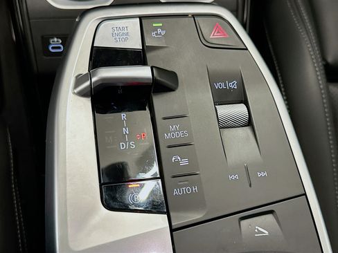 Used 2025 BMW X2 xDrive28i AWD/4WD image 24