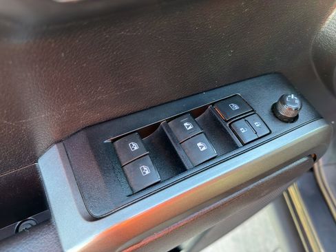 Used 2021 Toyota Tacoma 4x4 Double Cab image 12