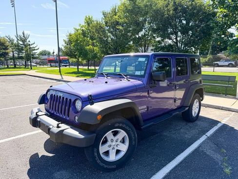 Used 2017 Jeep Wrangler Unlimited Sport w/ Quick Order Package 24S AWD/4WD image 1