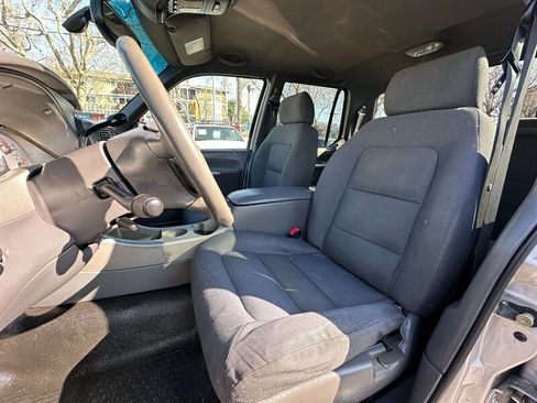 Used 2002 Ford Explorer Sport Trac Value image 13