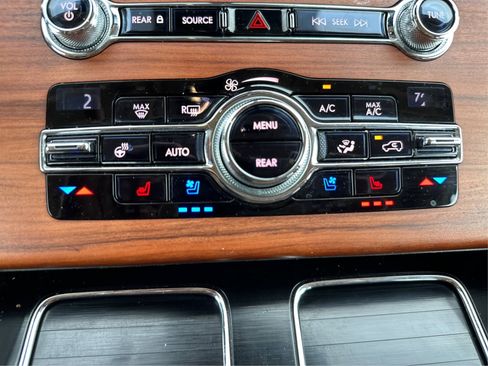 Used 2020 Lincoln Aviator Reserve w/ Equipment Group 202A AWD/4WD image 13