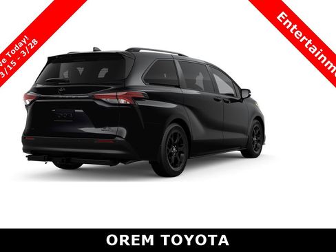 New 2026 Toyota Sienna XLE Woodland Edition image 9
