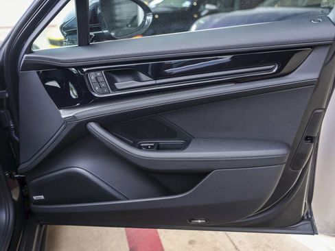 New 2026 Porsche Panamera RWD image 34