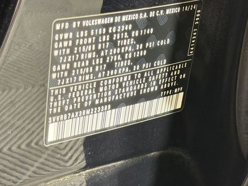 Used 2024 Volkswagen Tiguan S image 19