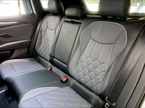 New 2026 Volkswagen Tiguan SEL R-Line image 12