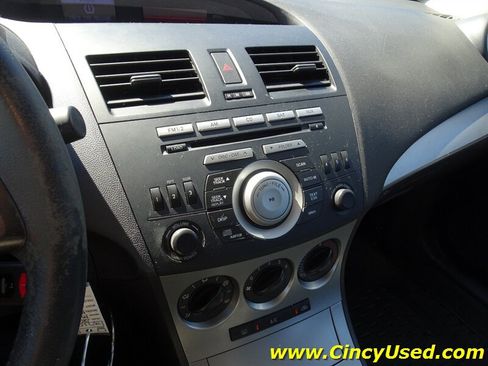 Used 2011 MAZDA MAZDA3 s Sport FWD image 17