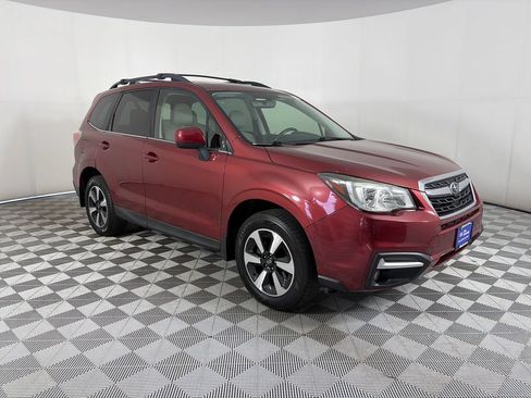 Used 2017 Subaru Forester 2.5i Limited AWD/4WD image 1