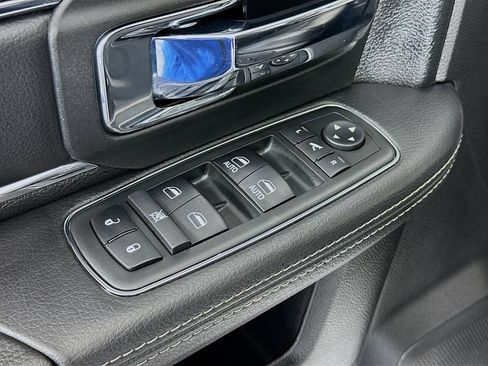 Used 2018 RAM 2500 Laramie w/ Convenience Group image 33