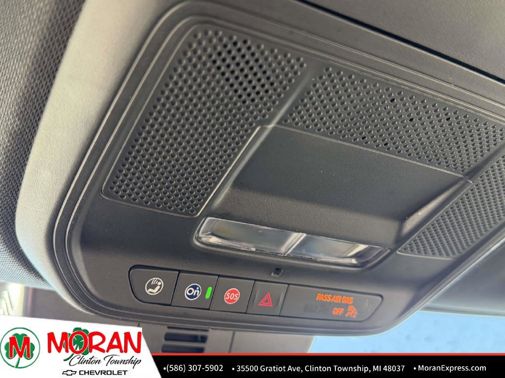 Used 2024 Chevrolet Traverse LT w/ LPO, Floor Liner Package FWD image 30