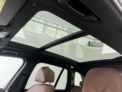 Used 2026 BMW X5 xDrive40i image 16