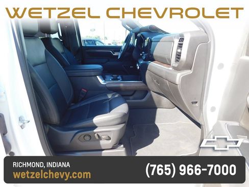 Used 2025 GMC Sierra 2500 SLT w/ Texas SLT Premium Package AWD/4WD image 25
