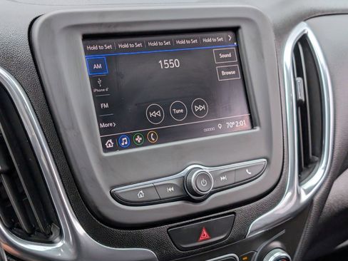 Used 2020 Chevrolet Equinox LT image 24