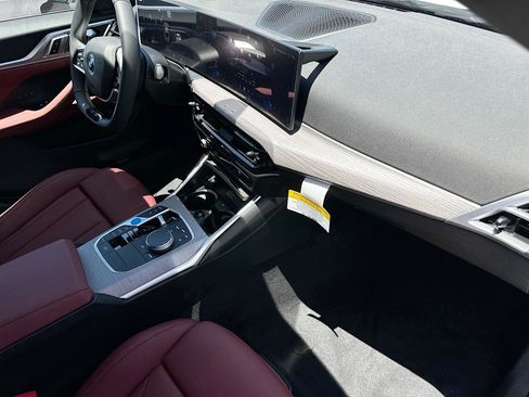 Used 2025 BMW i4 eDrive40 w/ Parking Assistance Package RWD image 23