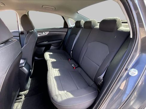 Used 2019 Kia Forte LXS FWD image 19