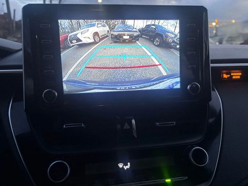 Used 2021 Toyota Corolla SE image 23