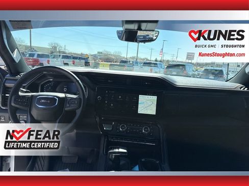 Used 2025 GMC Sierra 1500 AT4 w/ AT4 Premium Package image 46