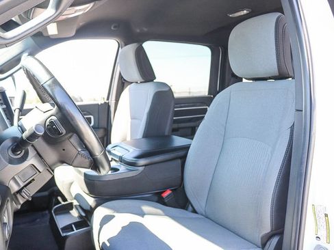 Used 2024 RAM 3500 Big Horn AWD/4WD image 18