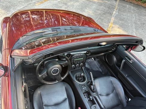 Used 2013 MAZDA MX-5 Miata Grand Touring RWD image 21