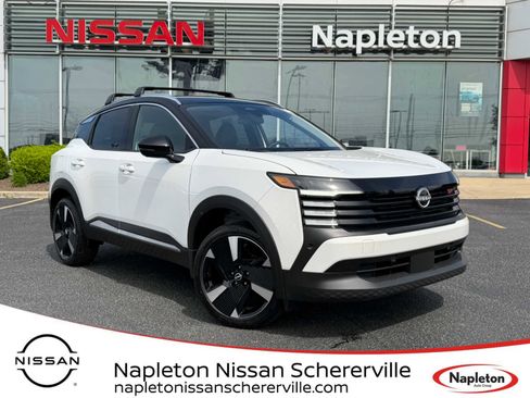 Used 2026 Nissan Kicks SR w/ Cold Weather Package AWD/4WD image 1