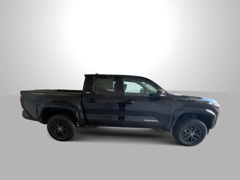 New 2026 Toyota Tacoma SR5 image 9