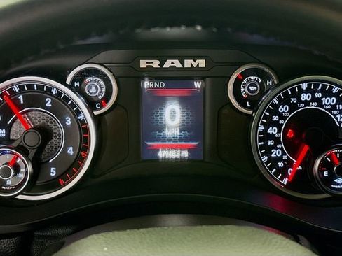 Used 2019 RAM 3500 Big Horn w/ Black Appearance Package image 12