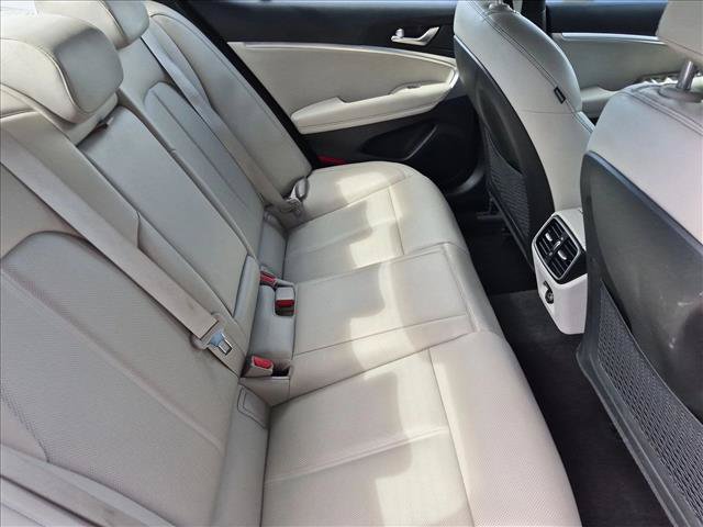 Used 2023 Genesis G70 2.0T AWD/4WD image 20