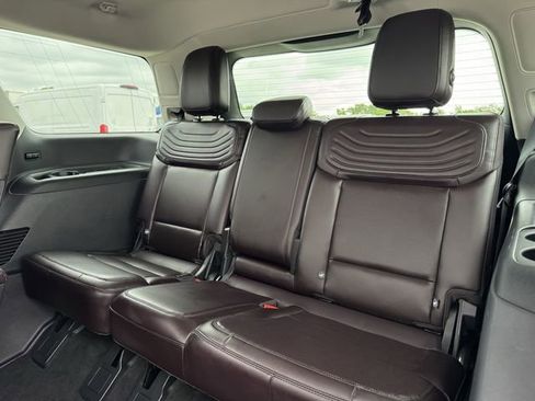 Certified 2025 Ford Expedition Platinum w/ Platinum Ultimate Package image 30