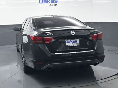 Used 2022 Nissan Altima 2.5 SR FWD image 7
