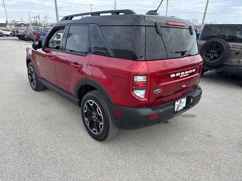 Used 2025 Ford Bronco Sport Outer Banks w/ Outer Banks Tech Package+ image 2