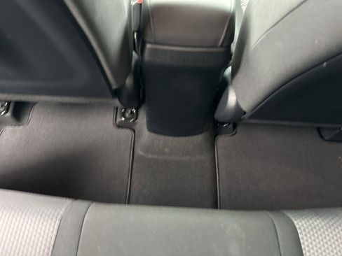 Used 2022 Kia Soul LX image 14