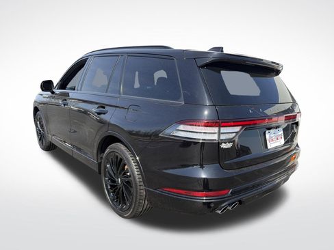 Used 2025 Lincoln Aviator Reserve w/ Jet Appearance Package image 26