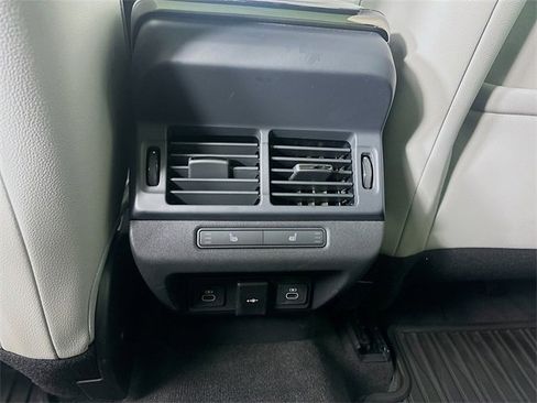 Used 2026 Land Rover Range Rover Evoque S image 25