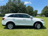 Used 2020 Kia Sorento L image 4